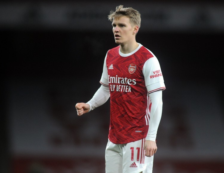 阿森纳1-1纽卡遭联赛首平，萨卡失点厄德高伤退  